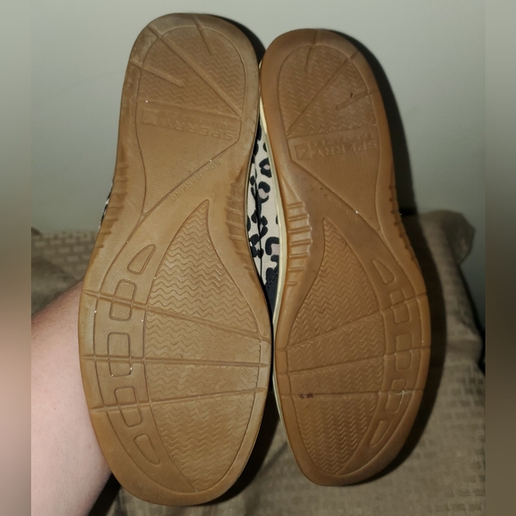Sperry Black Top-siders w/cheetah and gold trim - Picture 5 of 6
